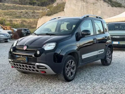 Usata Fiat Panda Cross Cross 80 CV (58 kW) 2015 Nero Utilitaria