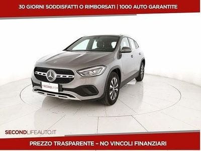 Usata Mercedes GLA200 150 CV (110 kW) 2021 Grigio SUV