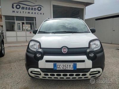 Usata Fiat Panda Cross Cross 69 CV (50 kW) 2020 Bianco Utilitaria