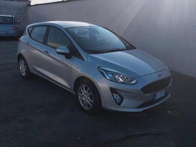 Usata Ford Fiesta 86 CV (63 kW) 2018 Grigio Utilitaria