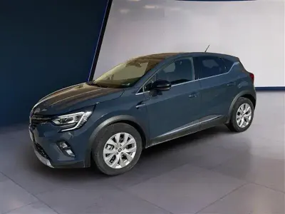 Usata Renault Captur Intens 145 CV (106 kW) 2022 Blu scuro SUV
