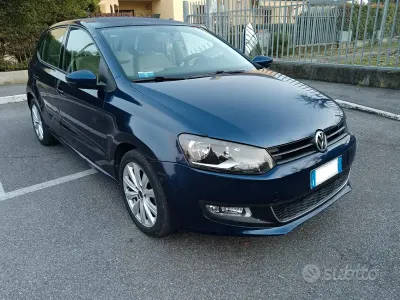 Usata VW Polo 90 CV (66 kW) 2010 Blu Utilitaria