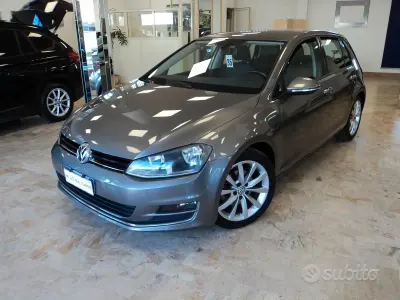 Usata VW Golf VII Highline 105 CV (77 kW) 2013 Grigio Berlina