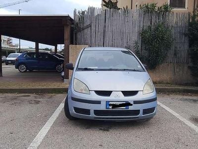Blu/azzurro Usata 2006 Mitsubishi Colt Inform Berlina | 1900 € (Cara)