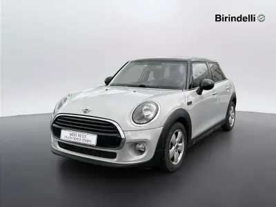 Używany Mini Cooper 136 KM (100 kW) 2018 Biały Hatchback