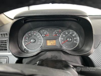 Usata Fiat Grande Punto 90 CV (66 kW) 2009 Grigio Utilitaria