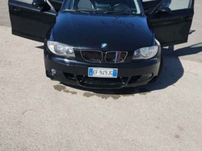 Usata BMW 118 143 CV (105 kW) 2009 Nero Utilitaria