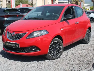 Brugt Lancia Ypsilon 69 HK (50 kW) 2022 Rød Hatchback