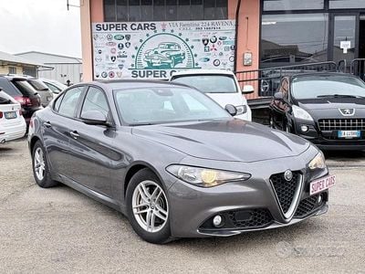 Usata Alfa Romeo Giulia Super 150 CV (110 kW) 2018 Grigio Berlina