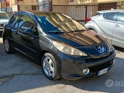 Usata Peugeot 207 88 CV (64 kW) 2007 Nero Berlina