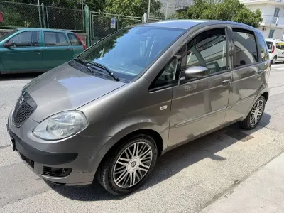 Usata Lancia Musa 69 CV (50 kW) 2006 Other Monovolume