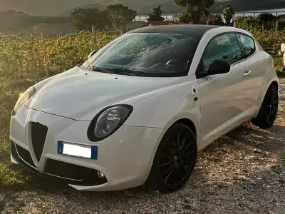 Usata Alfa Romeo MiTo Quadrifoglio Verde 170 CV (125 kW) 2010 Bianco Utilitaria