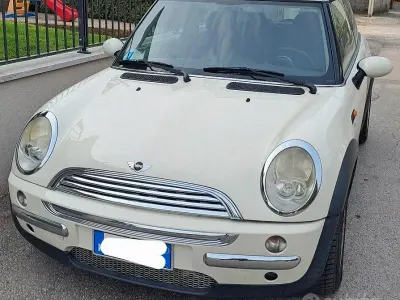 Usata Mini One D 2005 Bianco Utilitaria