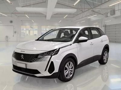 Usata Peugeot 3008 Business-Line 130 CV (95 kW) 2021 Bianco SUV