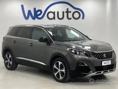 Usata Peugeot 5008 GT-line 131 CV (96 kW) 2019 Grigio SUV