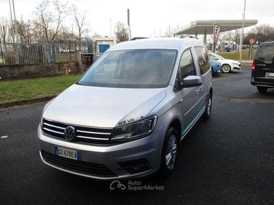 Usata VW Caddy 102 CV (75 kW) 2020 Argento Monovolume