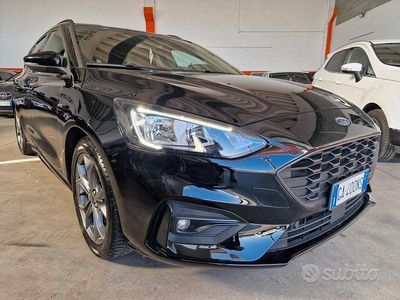 Usata Ford Focus ST-Line 125 CV (91 kW) 2020 Nero Station wagon