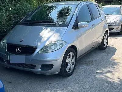 Usata Mercedes A200 109 CV (80 kW) 2005 Grigio Berlina
