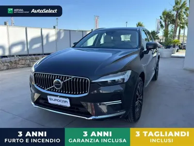 Usata Volvo XC60 Inscription 197 CV (144 kW) 2022 Grigio / gray SUV