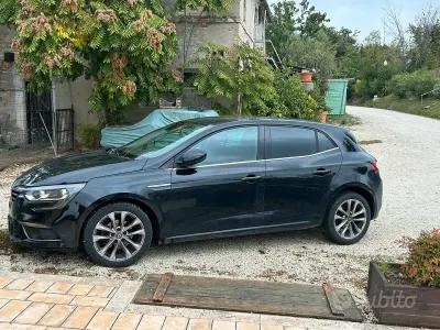 Usata Renault Mégane 110 CV (80 kW) 2018 Nero Berlina