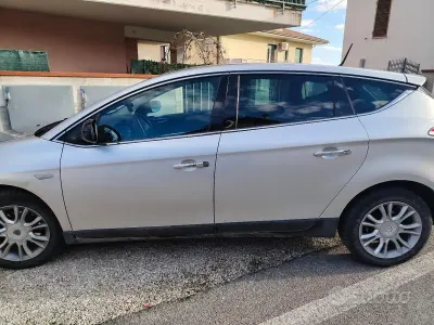 Usata Lancia Delta 2008 Utilitaria