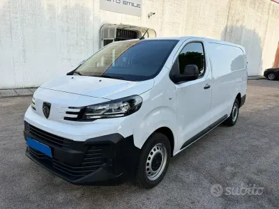 Usata Peugeot Expert 144 CV (105 kW) 2024 Bianco Furgone