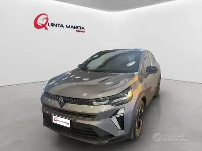 Nuova Renault Captur Techno 160 CV (117 kW) 2026 Grigio SUV