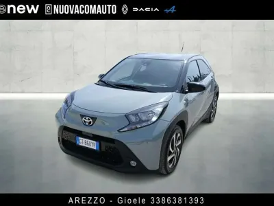 Usata Toyota Aygo X Trend 72 CV (52 kW) 2024 Grigio SUV