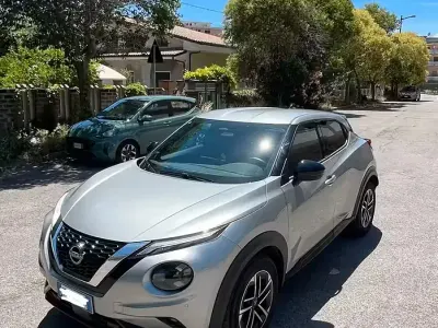 Usata Nissan Juke N-Connecta 114 CV (83 kW) 2025 Grigio SUV