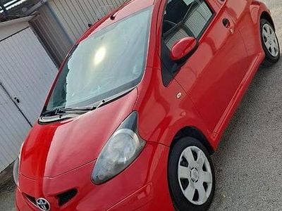 Usata Toyota Aygo 2009 Rosso Utilitaria