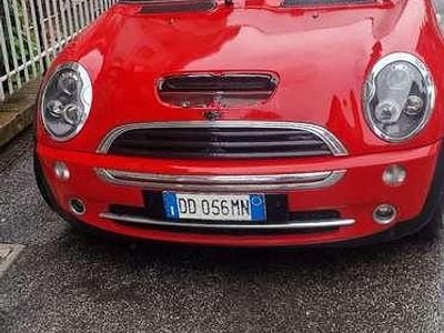Usata Mini Cooper S 90 CV (66 kW) 2002 Rosso Utilitaria