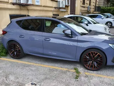 Usata Cupra Leon VZ2 150 CV (110 kW) 2020 Grigio Berlina