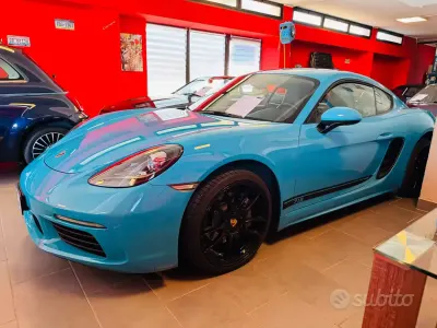 Usata Porsche 718 Cayman 299 CV (219 kW) 2019 Blu Coupé