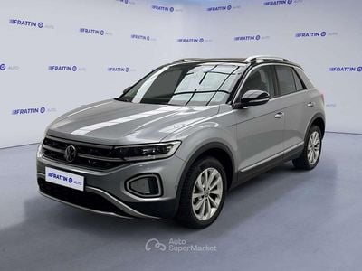 Usata VW T-Roc Style 150 CV (110 kW) 2023 Argento SUV