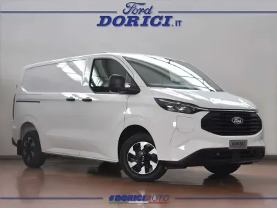 Nuova Ford Transit Custom Trend+ 232 CV (170 kW) 2026 Frozen white Furgone