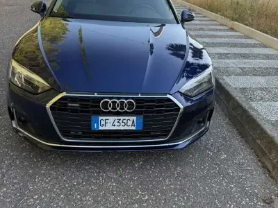 Usata Audi A5 Sportback Advanced 204 CV (150 kW) 2021 Blu/azzurro Utilitaria