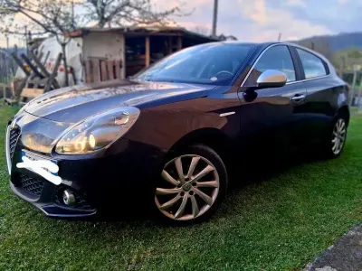 Usata Alfa Romeo Giulietta Business 120 CV (88 kW) 2016 Nero Utilitaria