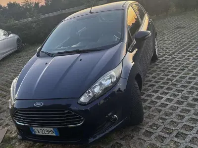 Usata Ford Fiesta Business Edition 80 CV (58 kW) 2014 Utilitaria