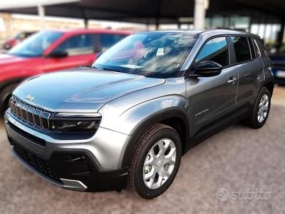 Nuova Jeep Avenger Altitude 100 CV (73 kW) 2025 Grigio SUV