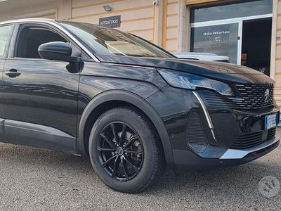 Usata Peugeot 3008 Allure 130 CV (95 kW) 2021 Nero SUV