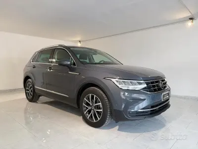 Brugt VW Tiguan Style 151 HK (111 kW) 2023 Grå SUV