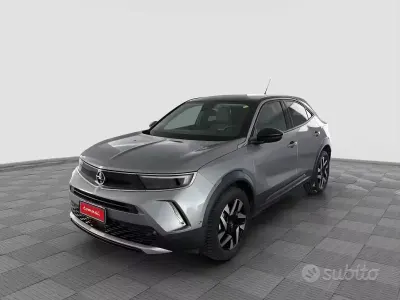Usata Opel Mokka Elegance 131 CV (96 kW) 2022 Grey artense SUV