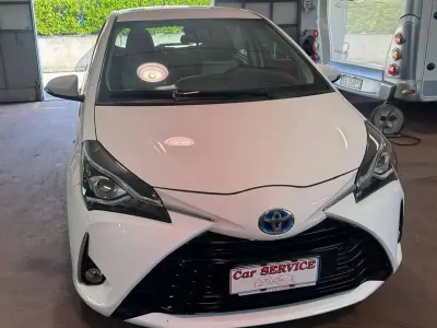Usata Toyota Yaris Hybrid