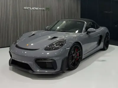 Nuova Porsche 718 Spyder 500 CV (367 kW) 2025 Grigio artico Cabrio