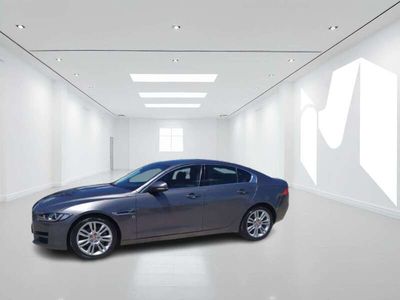 Usata Jaguar XE Business Edition 179 CV (131 kW) 2015 Grigio Berlina