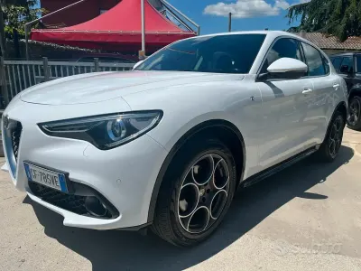 Usata Alfa Romeo Stelvio Ti 210 CV (154 kW) 2021 Bianco SUV