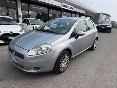 Usata Fiat Grande Punto Active 65 CV (47 kW) 2009 Grigio Utilitaria