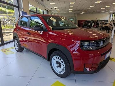Nuova Fiat Grande Panda Pop 101 CV (74 kW) 2026 Rosso Utilitaria