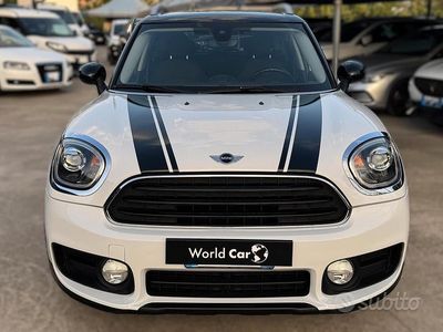 Usata Mini Cooper D Countryman Business 150 CV (110 kW) 2018 Bianco SUV