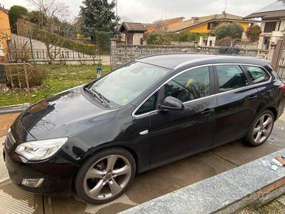 usata Opel Astra Astra 2.0 CDTI 165CV 5 porte aut. Cosmo S